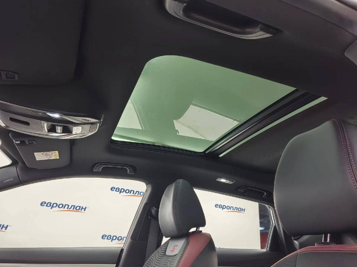 Geely Coolray,  46 951 км, 2023 года в лизинг