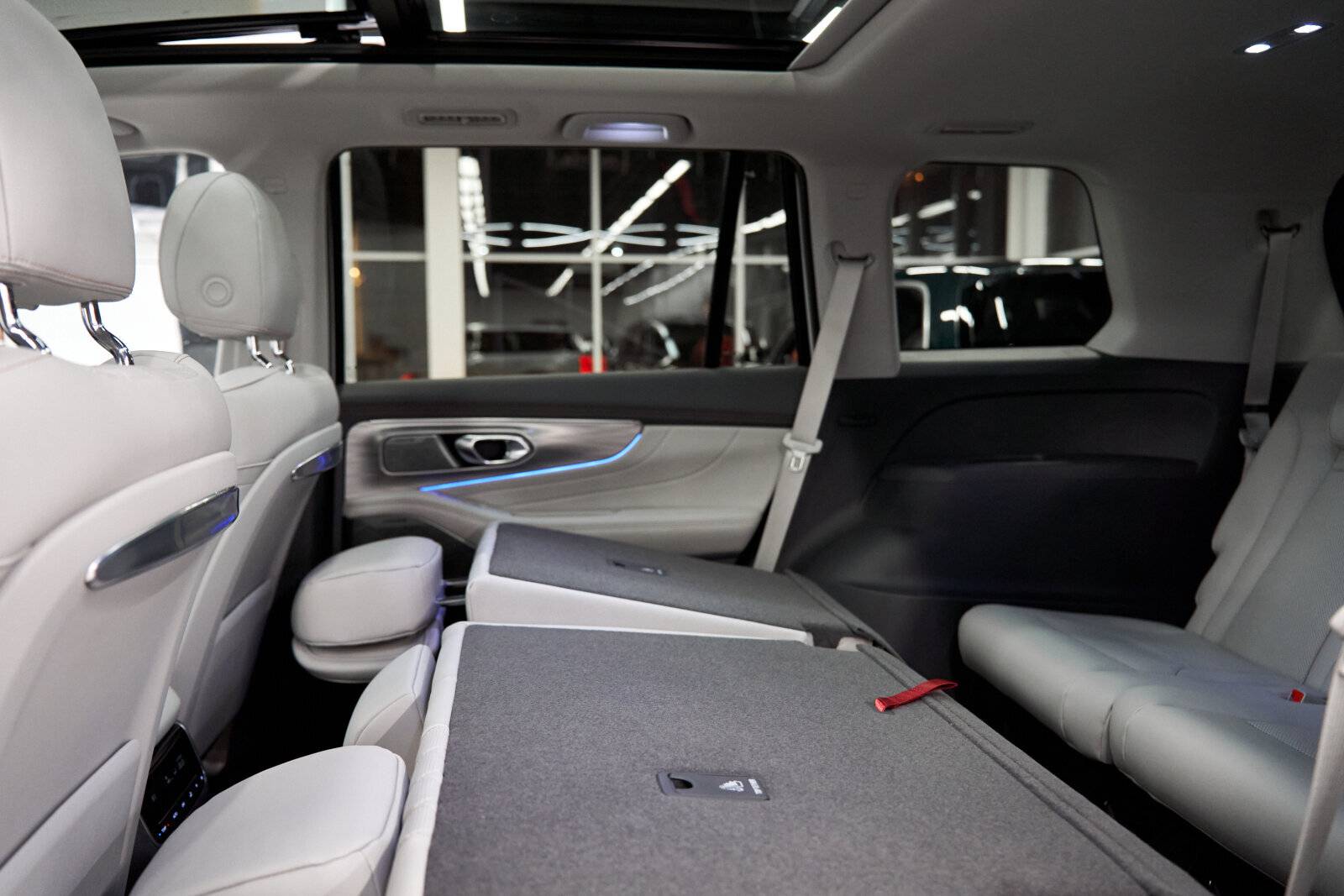 GAC GS8 GX Premium 2.0 8AT 4WD