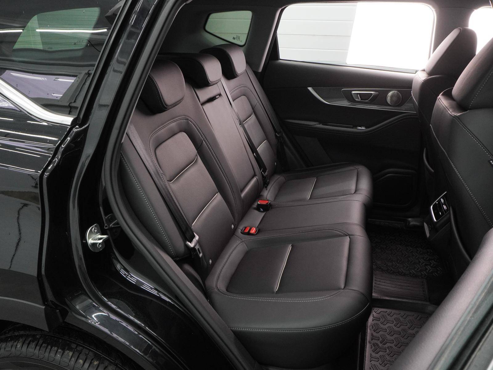 Chery Tiggo 7L ACTIVE 1.6 Turbo DCT7 2WD 