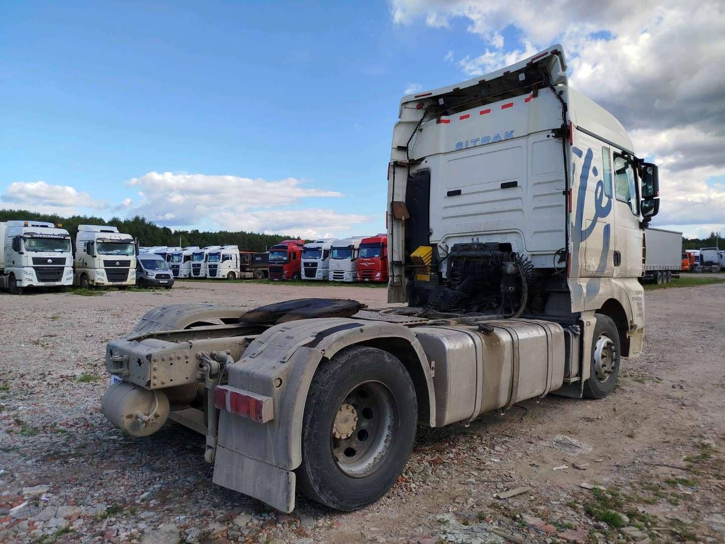 Sitrak C7H 4x2 ZZ4186V361HE,  560 000 км, 2022 года в лизинг