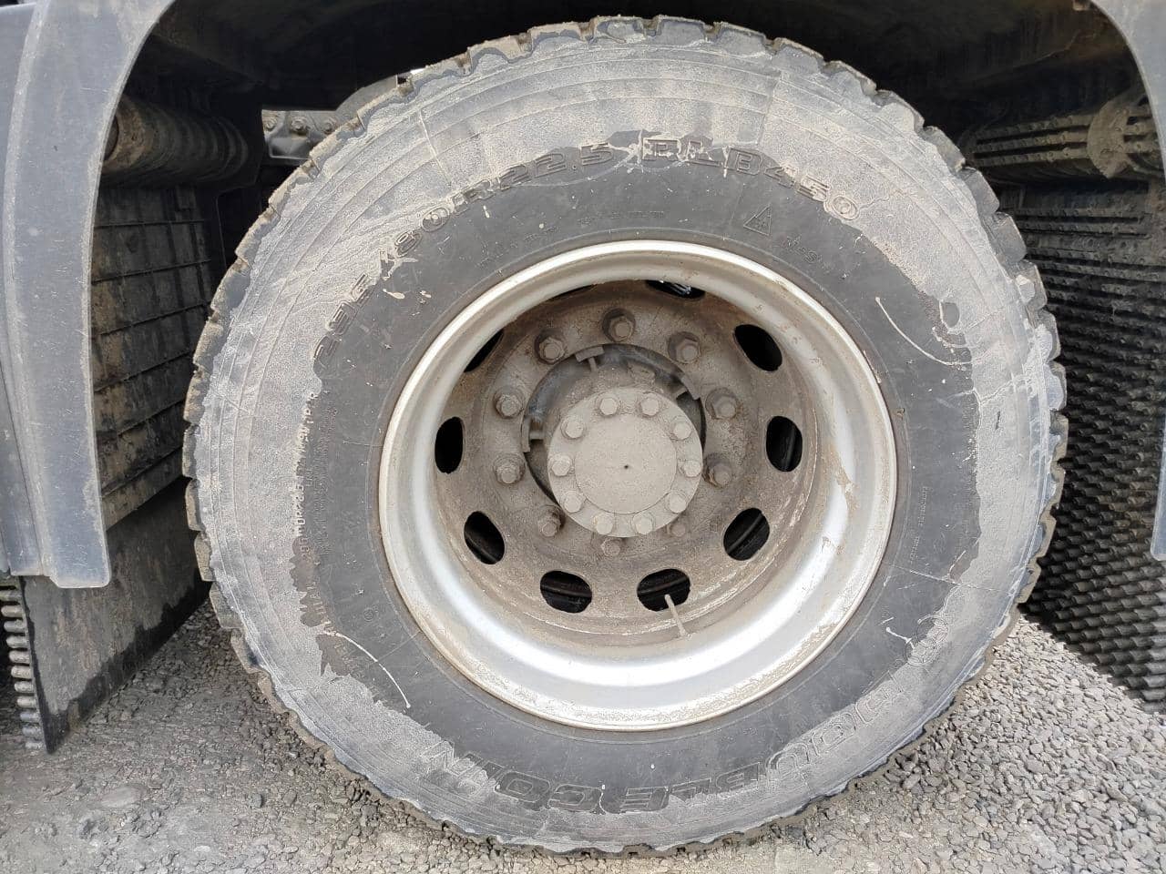 HONGYAN CQ4187HD12381T LNG,  96 973 км, 2023 года в лизинг