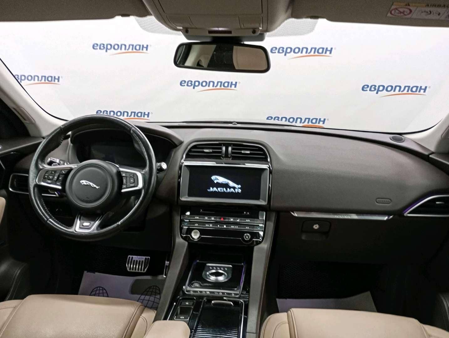 Jaguar F-PACE,  144 037 км, 2018 года в лизинг