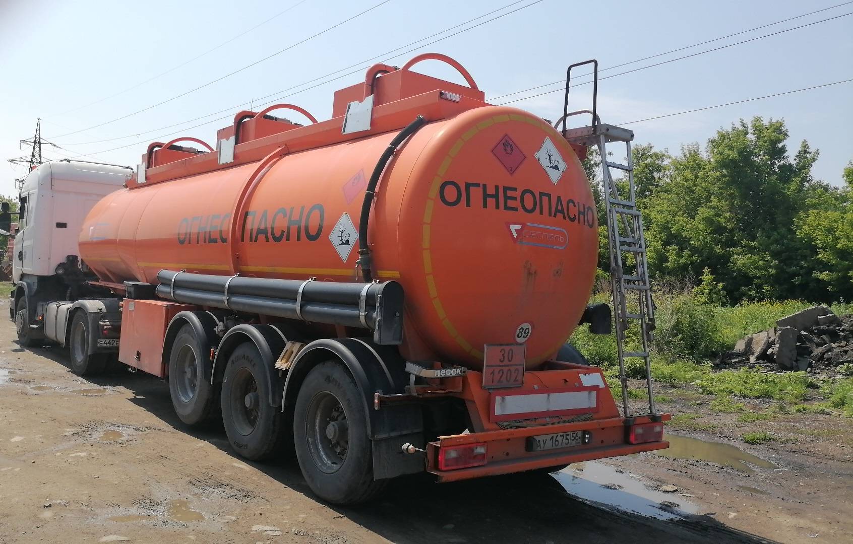 Сеспель Бензовоз SF3328 (964845), 2017 года в лизинг