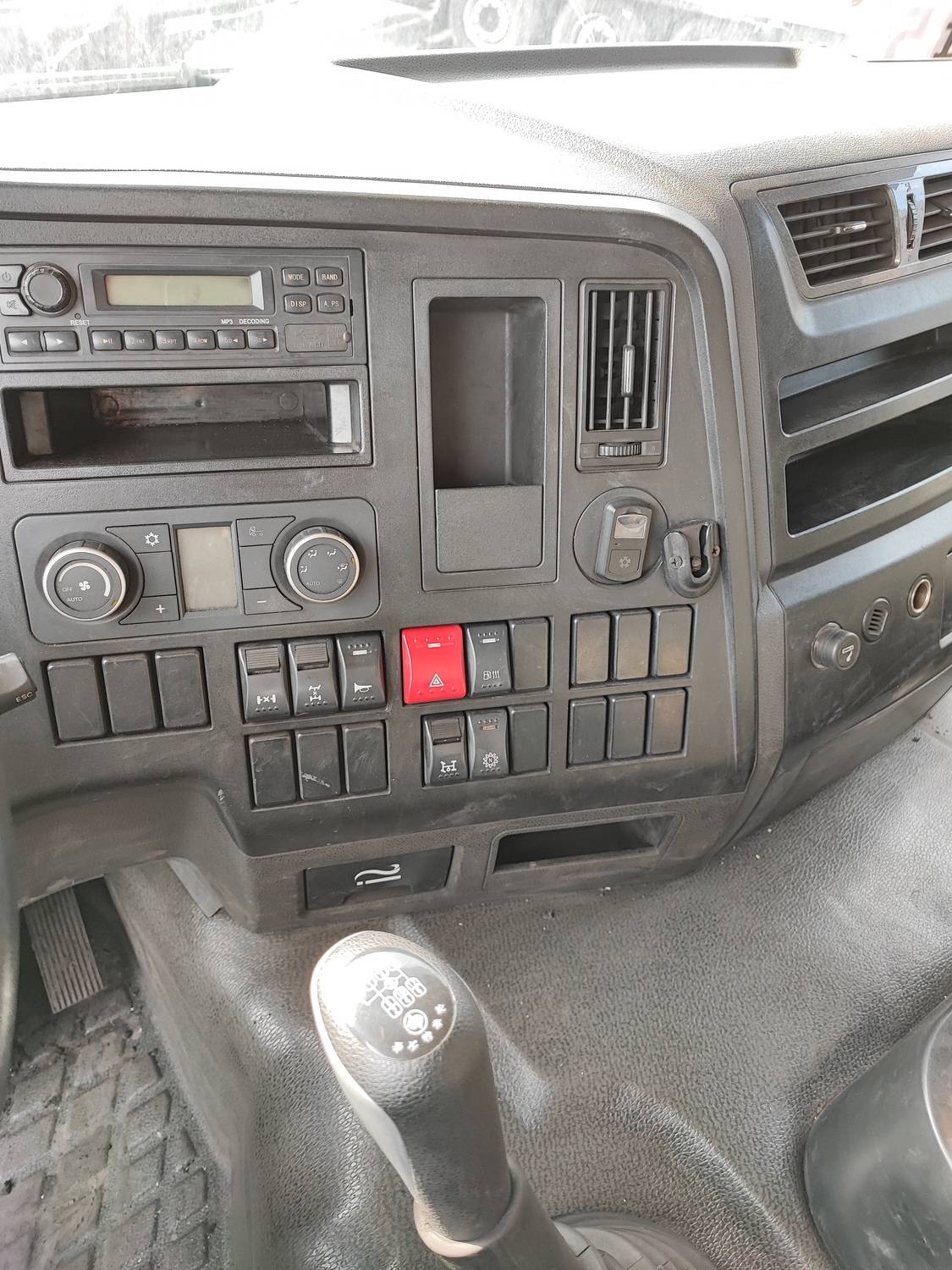 Shacman SX33186T366C Лот 000000120