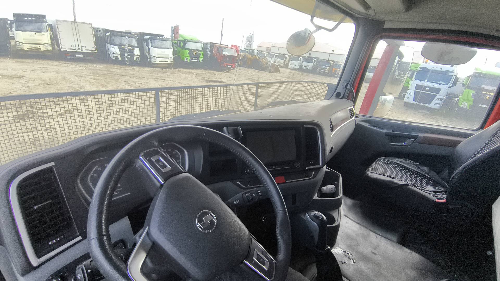 Shacman SX33186V366,  87 587 км, 2023 года в лизинг