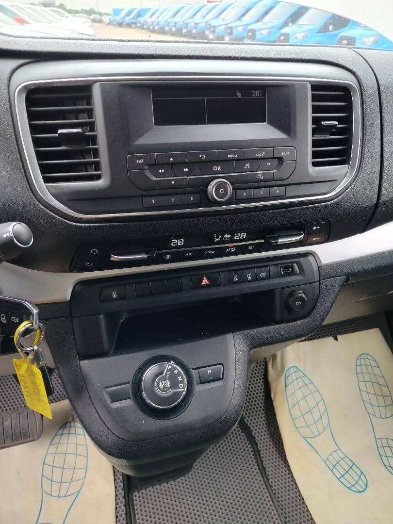 Peugeot Traveller,  343 019 км, 2021 года в лизинг
