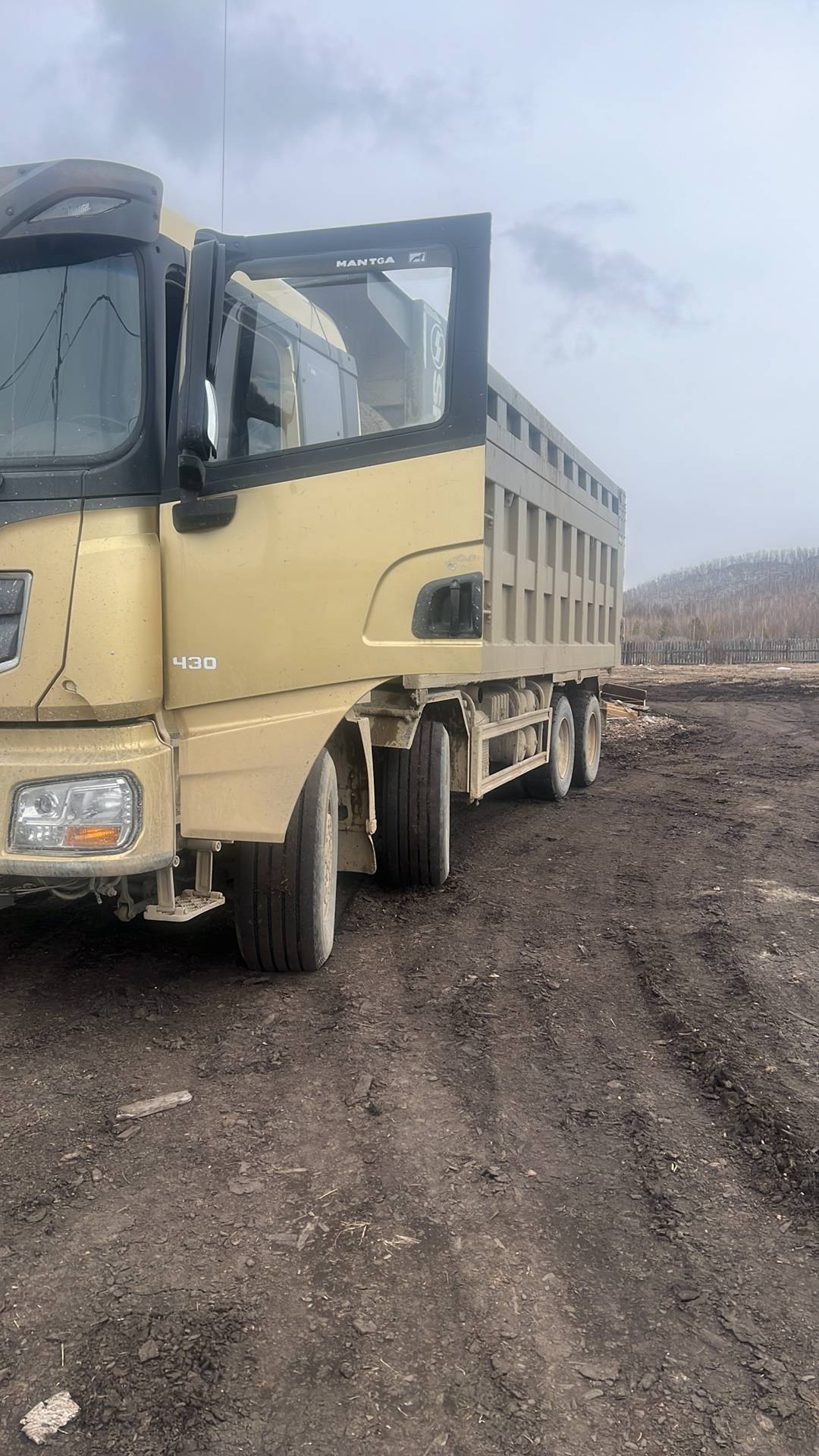 Shacman SX33186V366,  244 000 км, 2021 года в лизинг