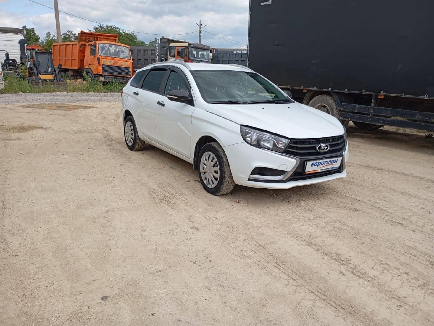 Lada Vesta универсал,  117 498 км, 2021 года в лизинг