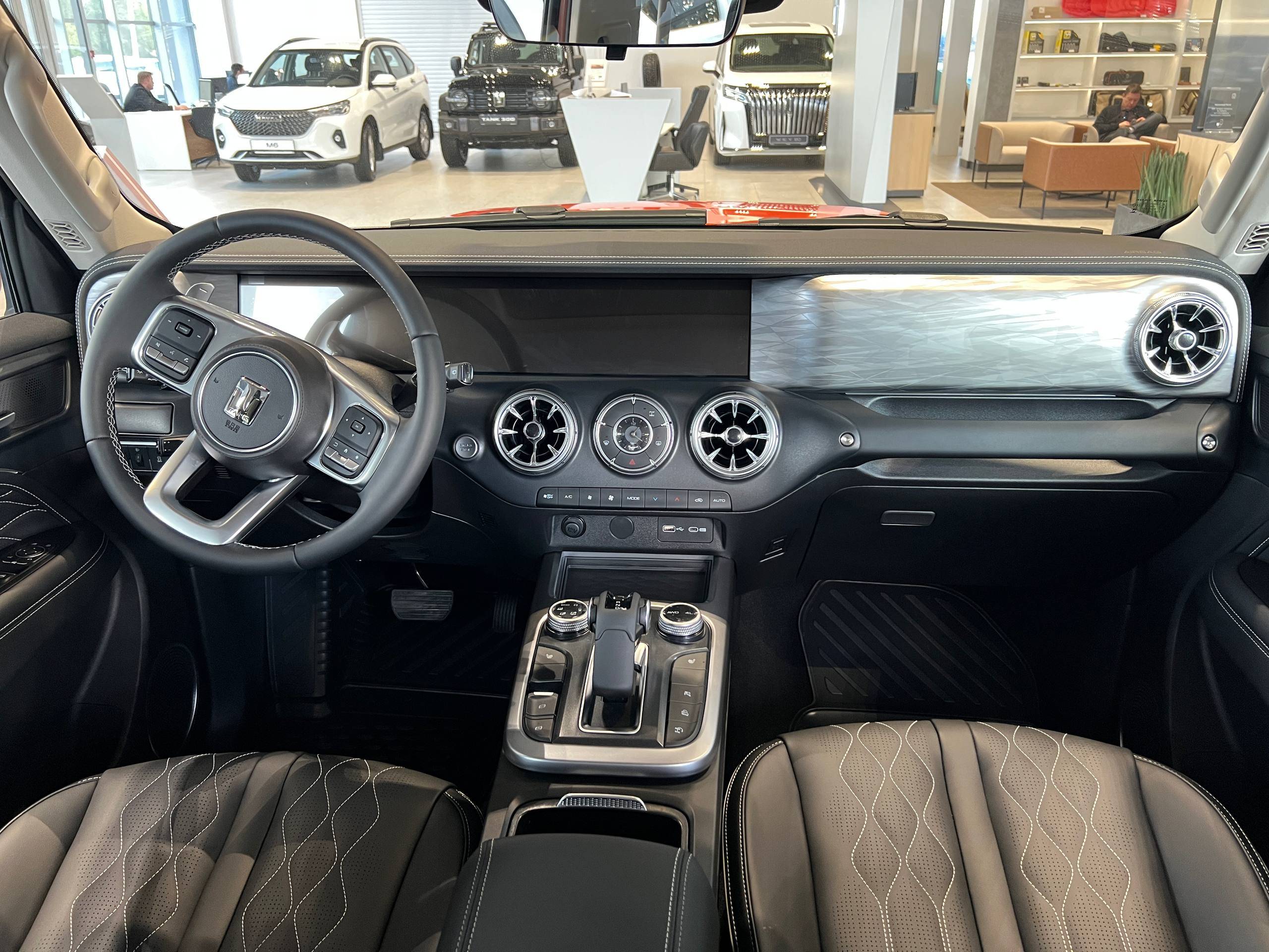 Tank 300 City Adventure 2.0 8AT 4WD