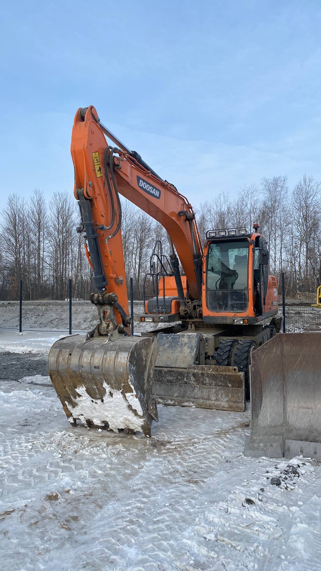 DOOSAN/DEVELON DX160W