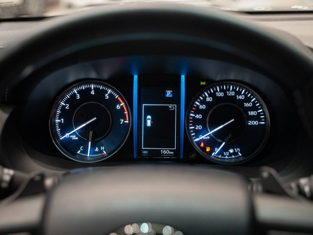 Toyota Fortuner Комфорт 2.7 АКП