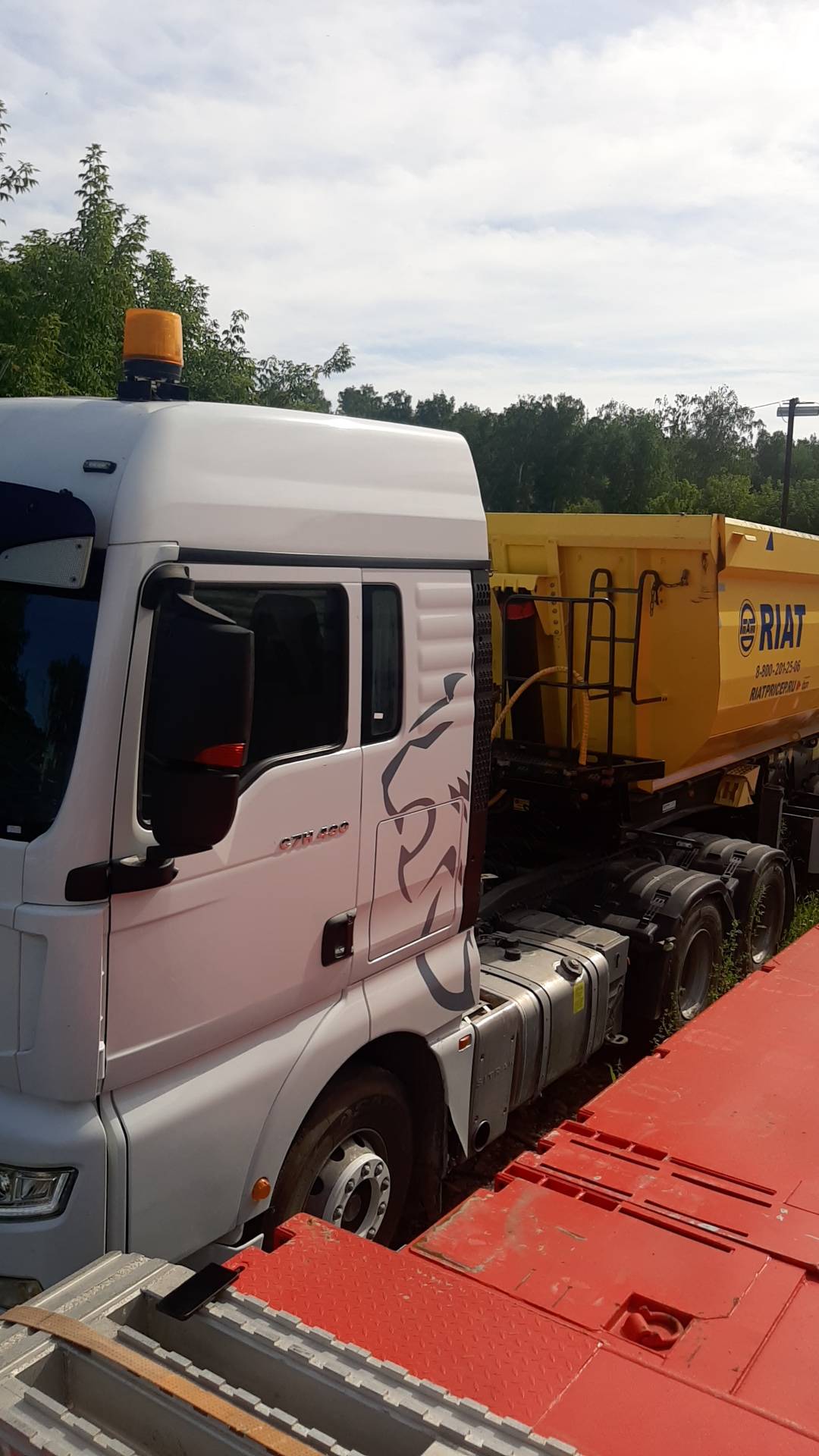 Sitrak С7Н 6×4 ZZ4256V364HE,  287 821 км, 2023 года в лизинг