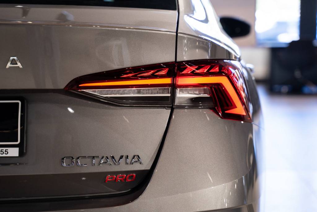 Skoda Octavia Pro Luxury 280TSI 7AT