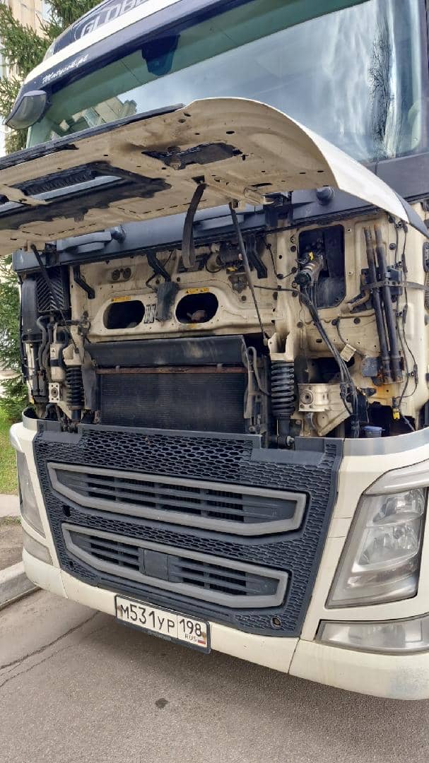 Volvo FH 500 6x2 (FH Globetrotter),  717 761 км, 2019 года в лизинг