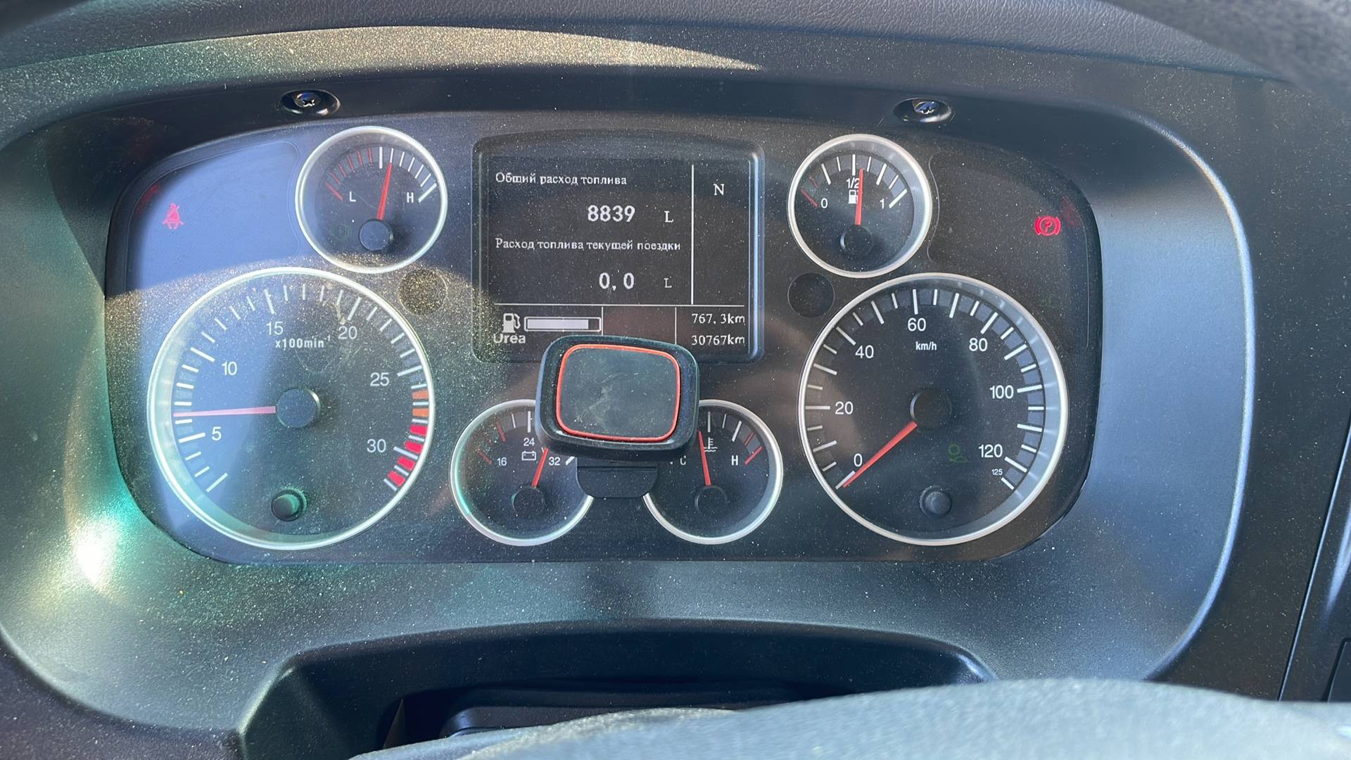 HOWO ZZ5257JSQN584GE1 6х4,  30 767 км, 2024 года в лизинг