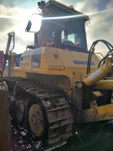 KOMATSU D155A-5