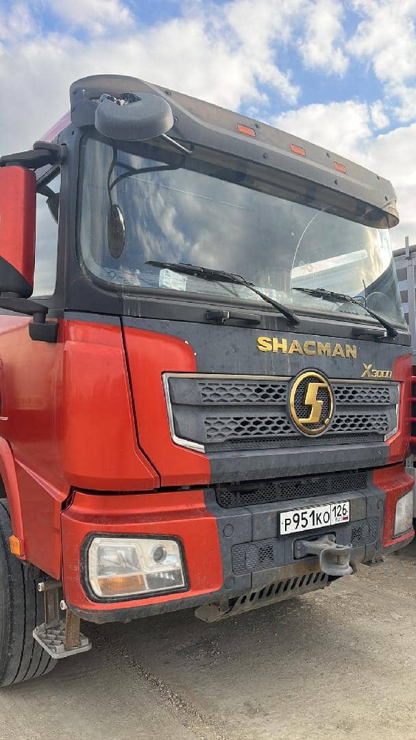 Shacman SX33186V366,  252 922 км, 2021 года в лизинг