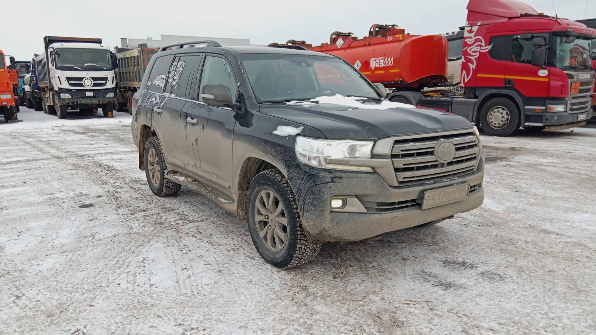 Toyota Land Cruiser 200,  391 755 км, 2018 года в лизинг