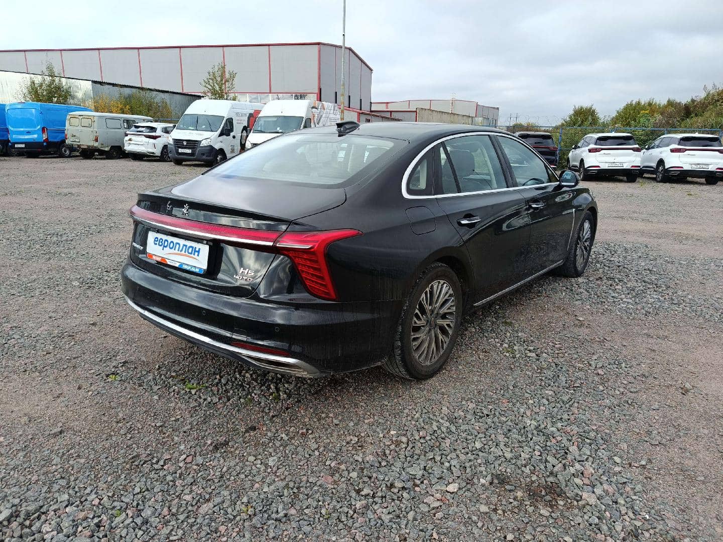Hongqi H5,  170 814 км, 2024 года в лизинг
