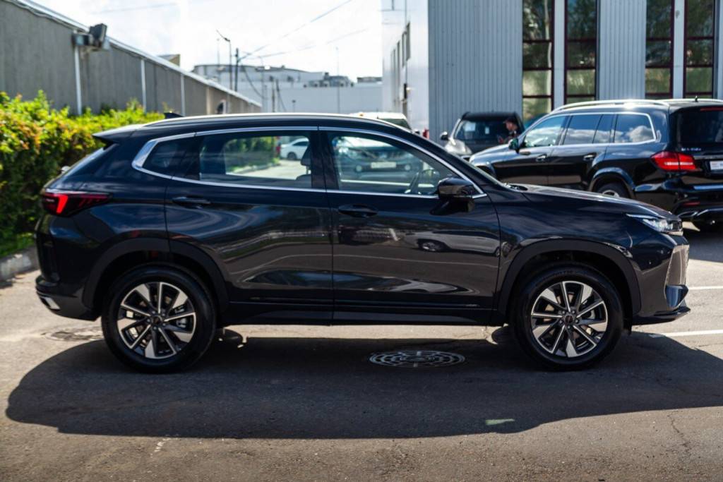 EXEED LX Business 1.5T CVT 2WD