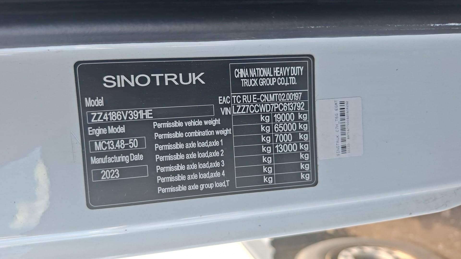 Sitrak ZZ4186V391HE,  355 096 км, 2023 года в лизинг