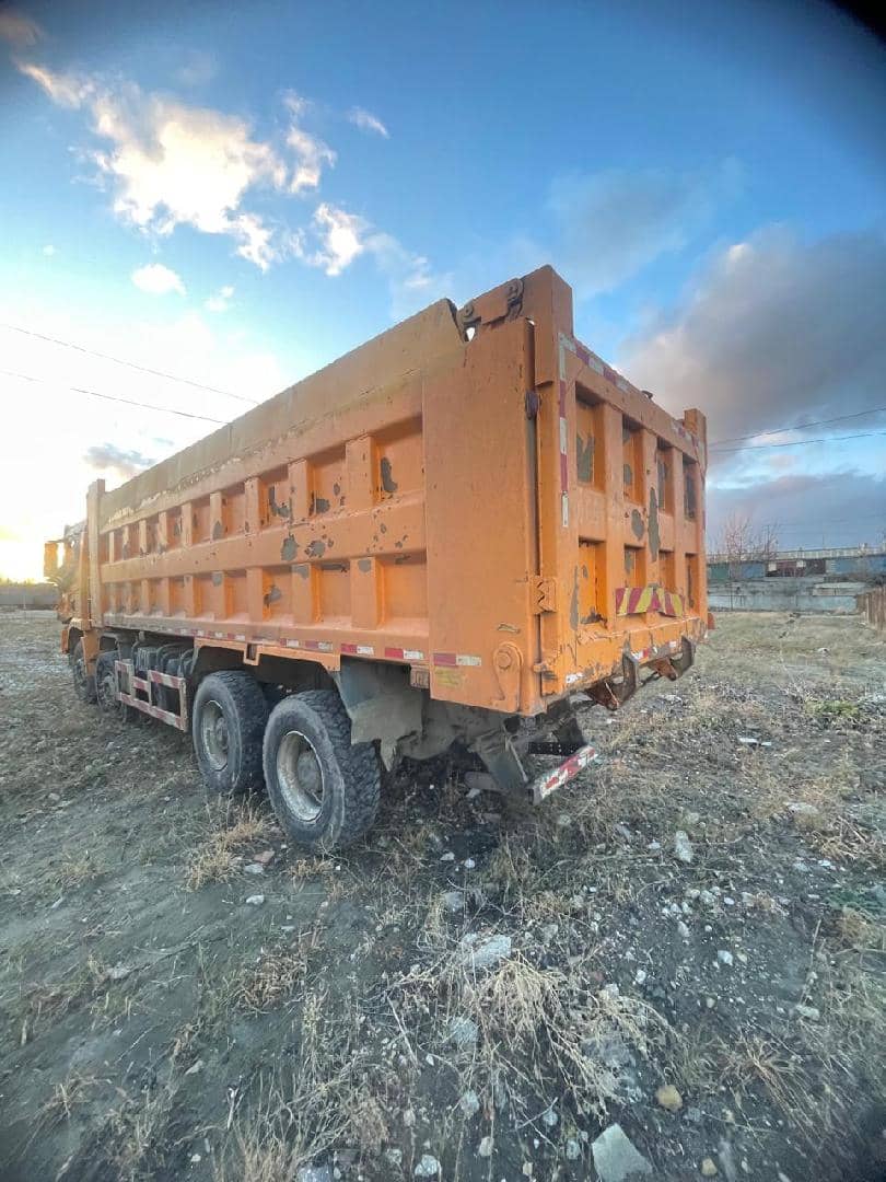 Shacman SX33186T366C,  100 000 км, 2022 года в лизинг