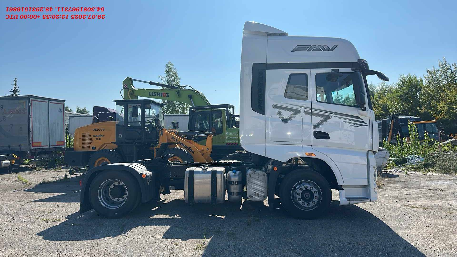 FAW CA4180P77K25E5 4x2,  129 993 км, 2023 года в лизинг