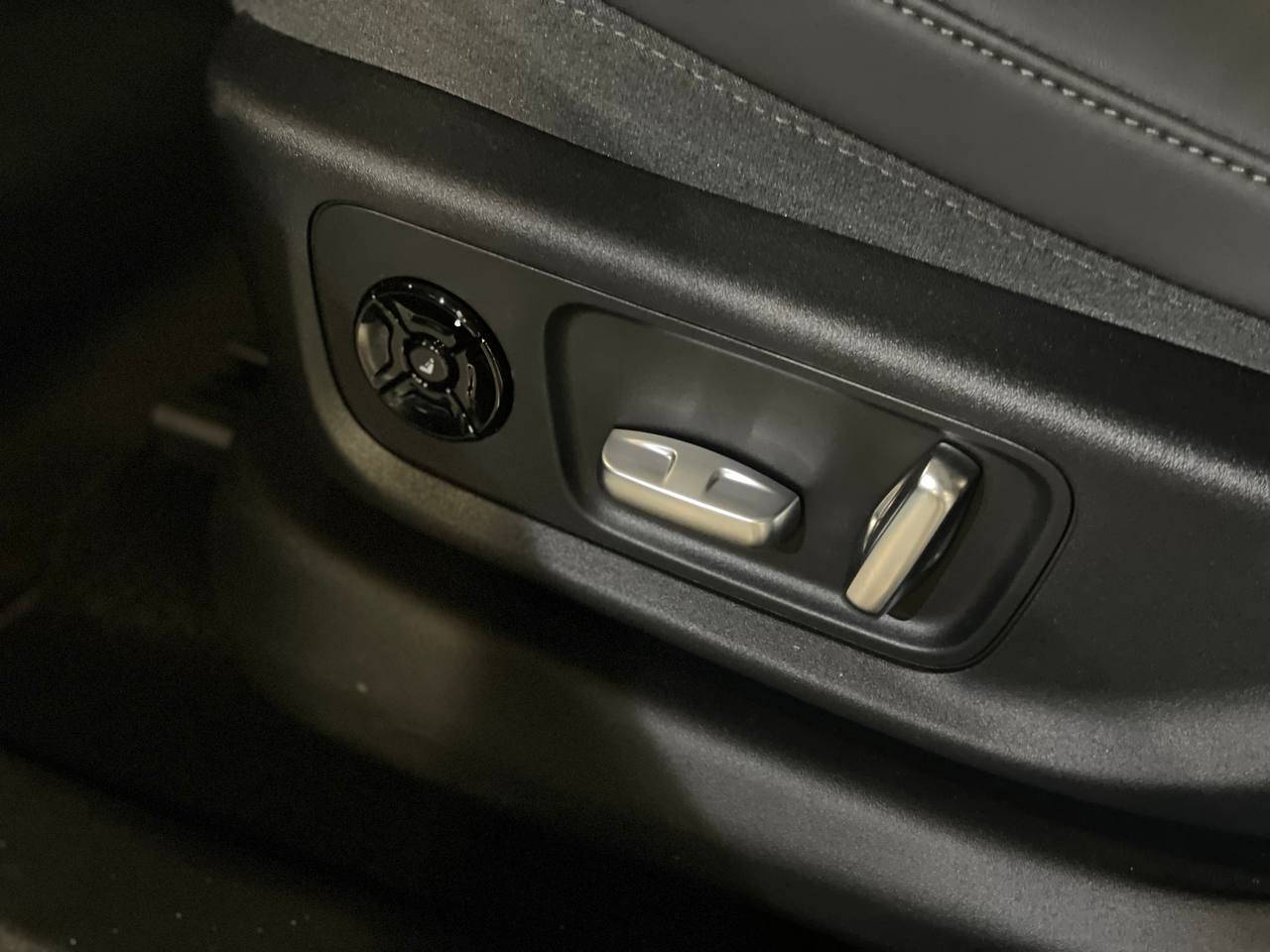 Lixiang Л6 (L6) Про (Pro)