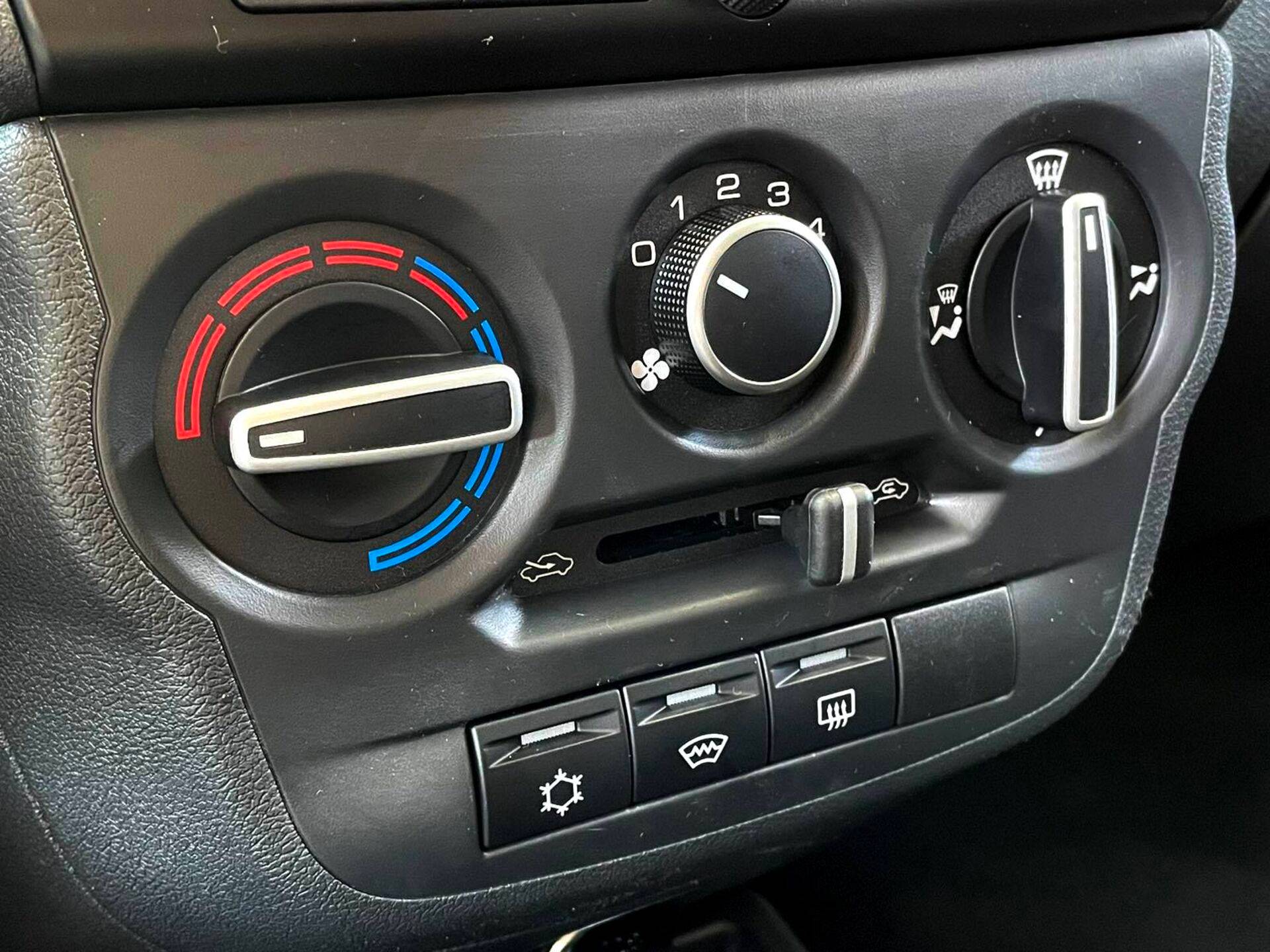 Lada Granta седан #CLUB 24 1.6 106hp 5MT