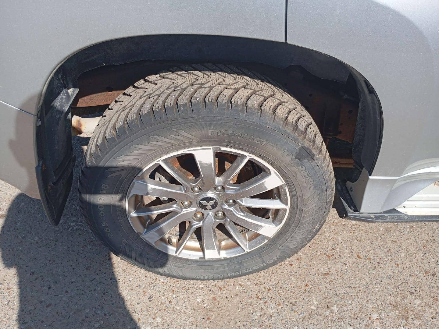 Mitsubishi Pajero Sport,  91 887 км, 2017 года в лизинг