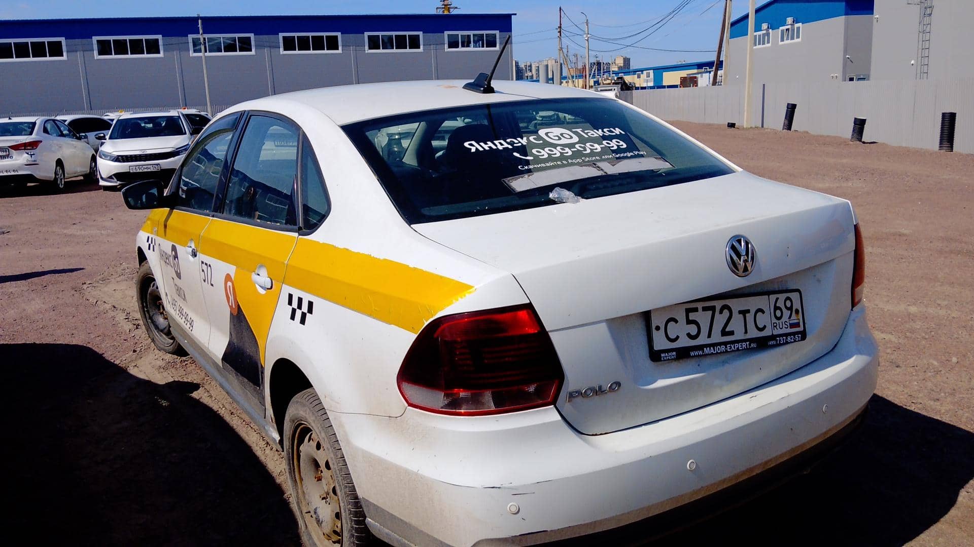 Volkswagen Polo,  330 342 км, 2018 года в лизинг
