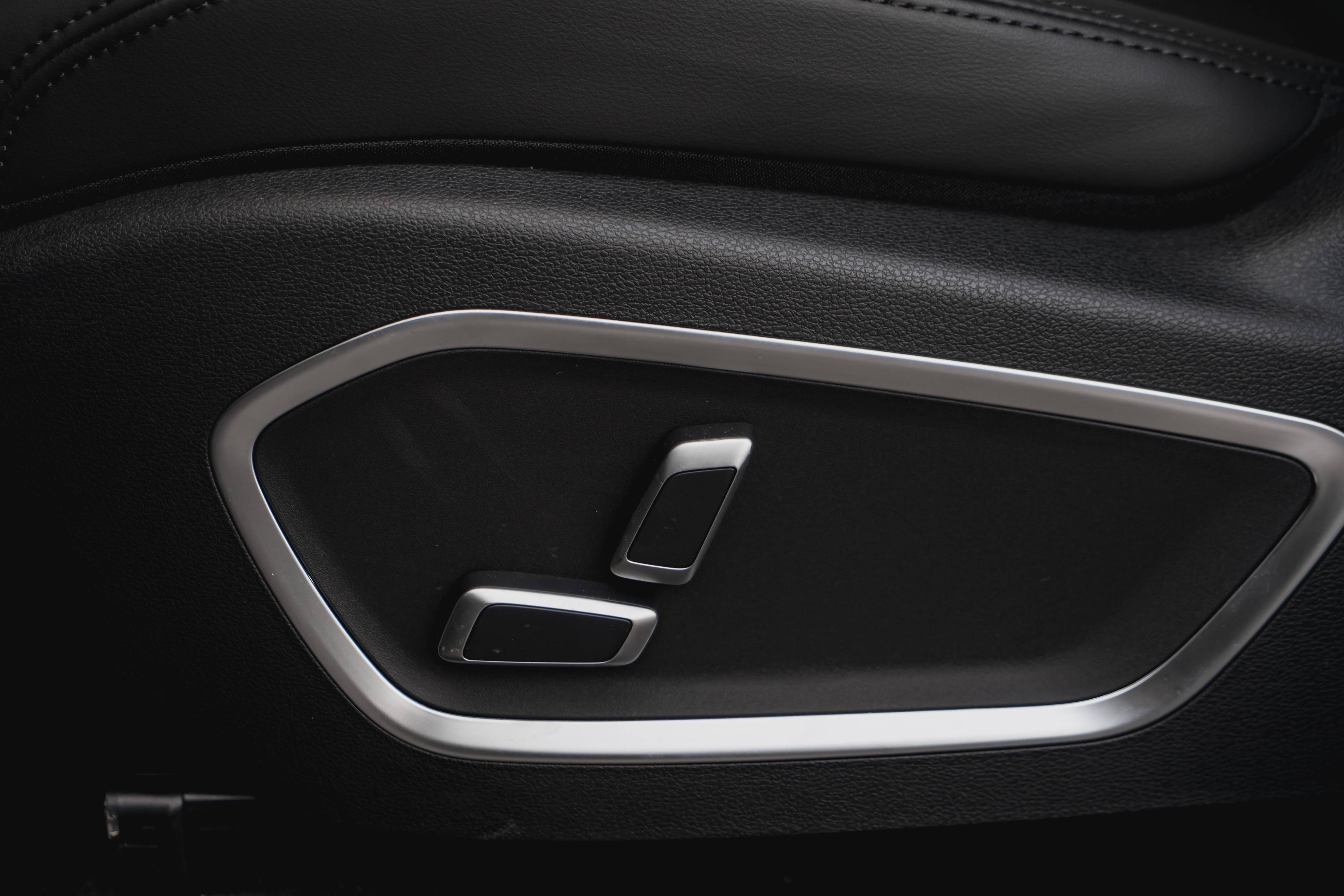 Knewstar 001 Luxury 2.0T 4WD 8AT