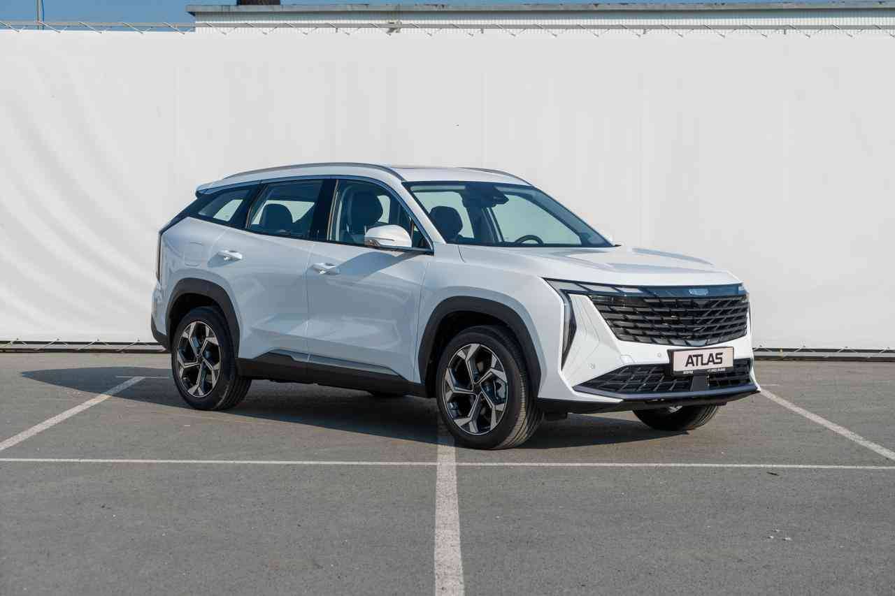 Geely Atlas Flagship 2.0T 8AT 4WD