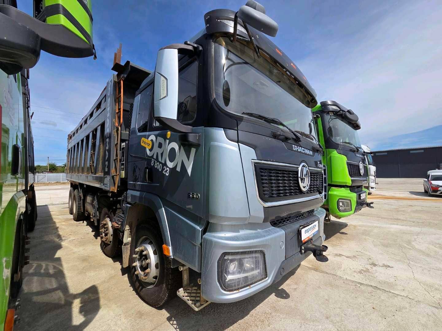 Shacman SX331863366 (скальный кузов),  240 000 км, 2023 года в лизинг