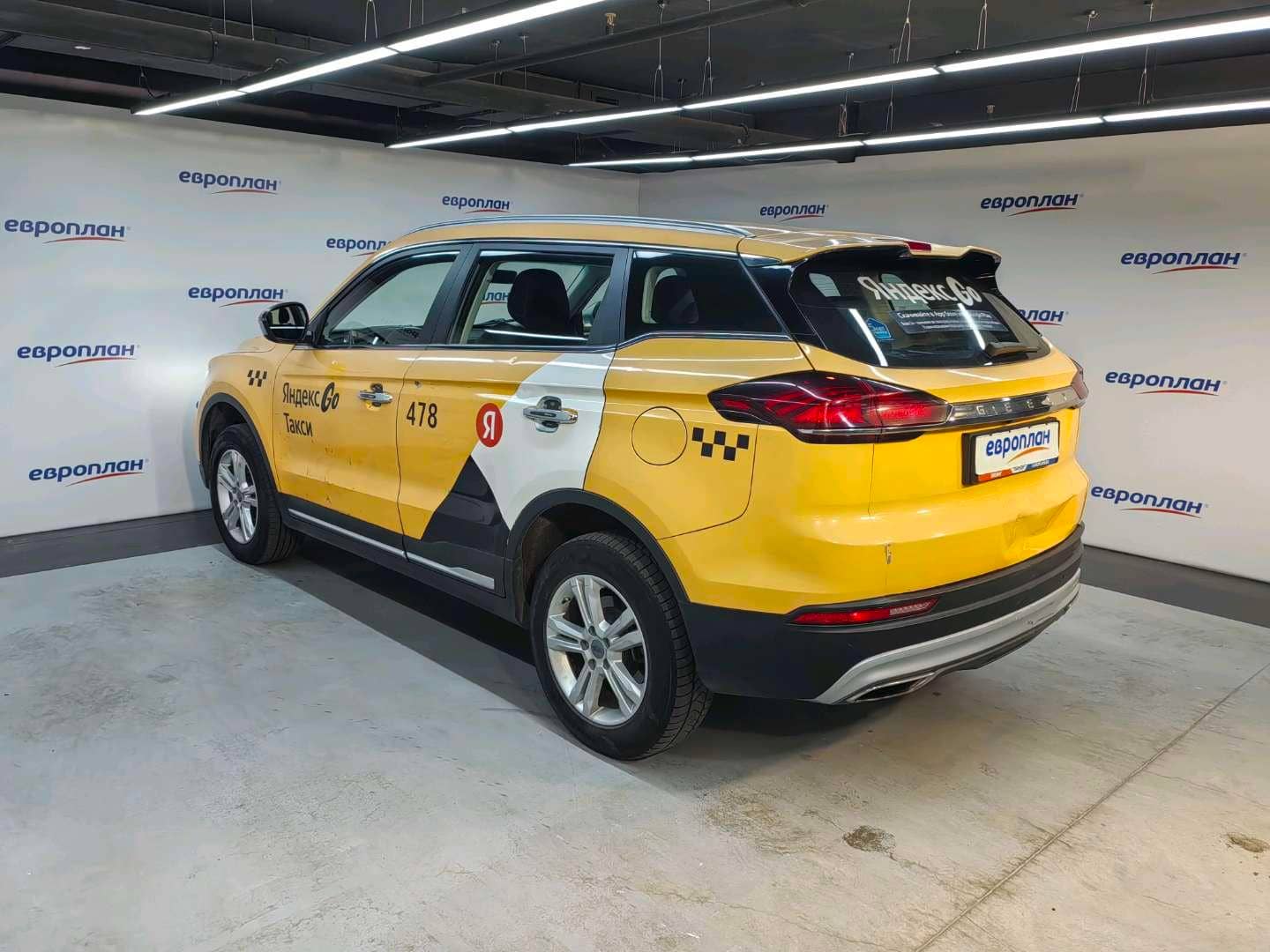 Geely Atlas Pro,  261 906 км, 2022 года в лизинг