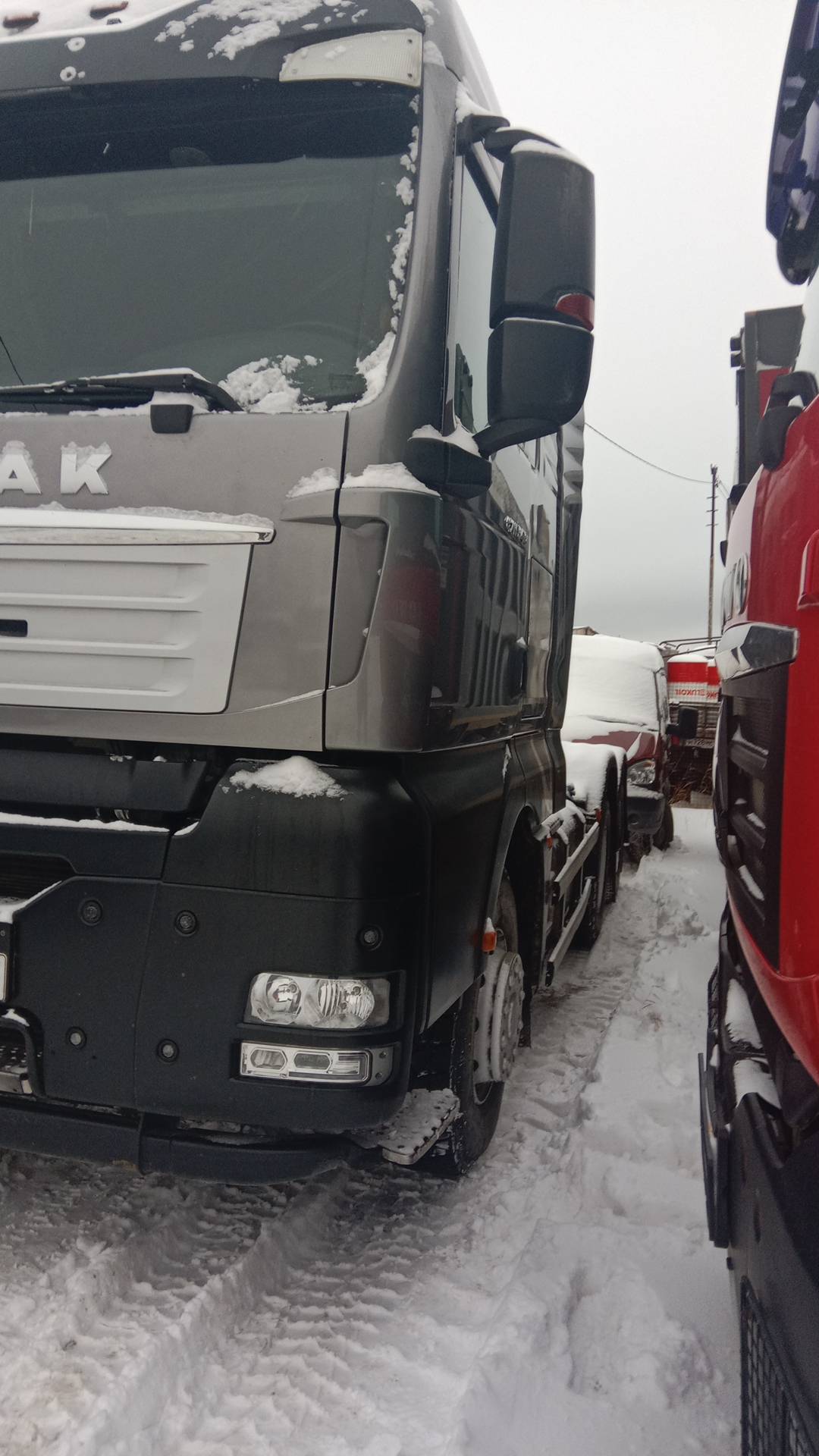 Sitrak С7Н 6×4 ZZ4256V364HE