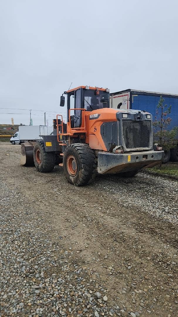 DOOSAN/DEVELON SD300,  3 921 км, 2022 года в лизинг