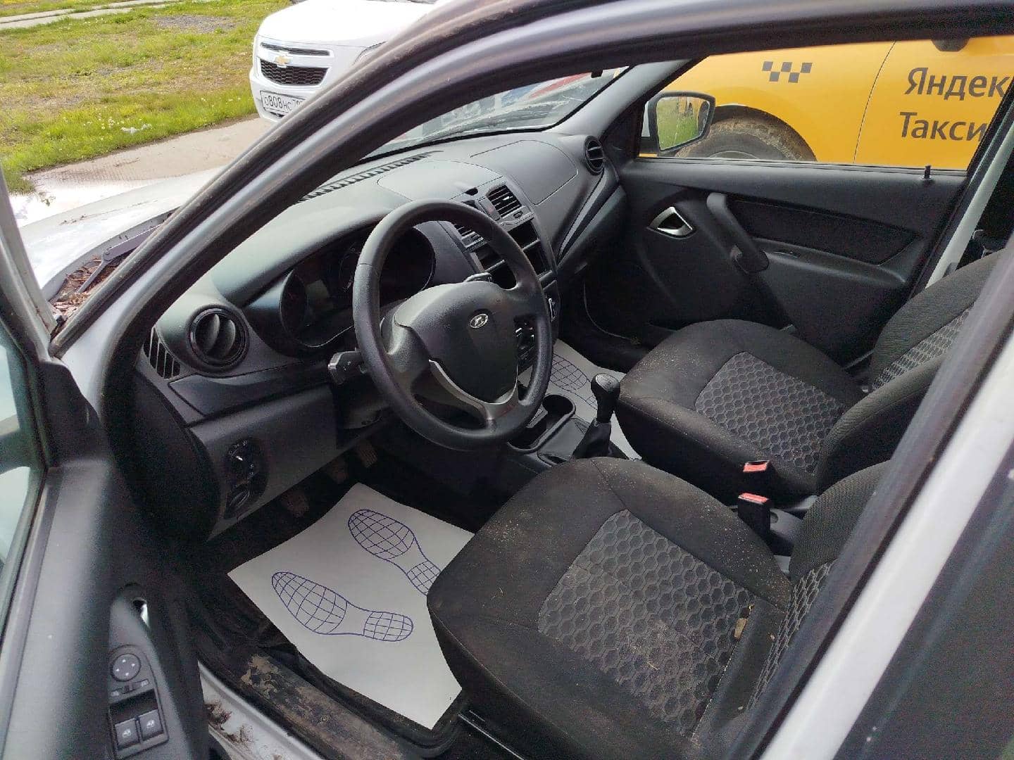Lada Granta седан,  124 303 км, 2023 года в лизинг