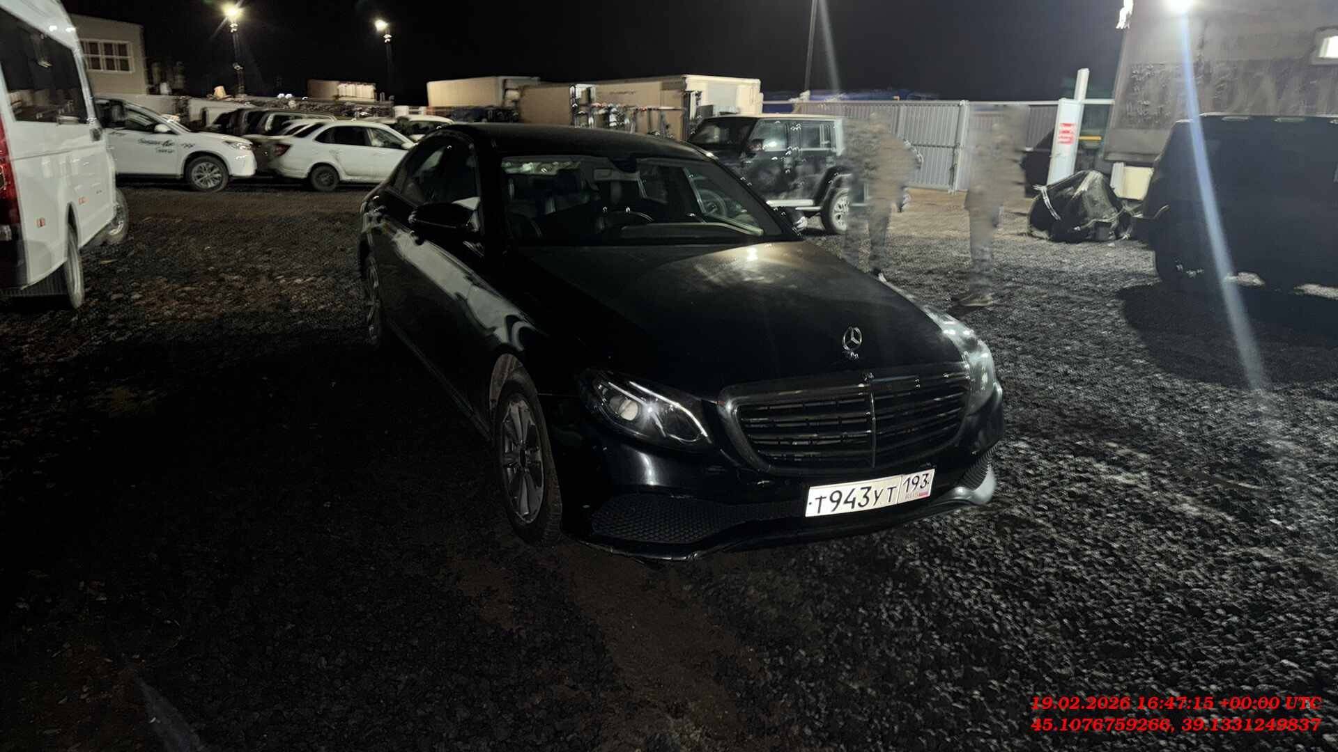 Mercedes-Benz E седан,  206 729 км, 2019 года