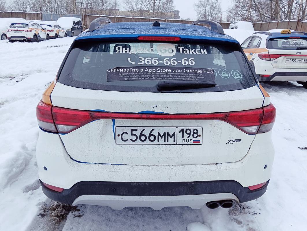 KIA Rio X-Line,  242 940 км, 2019 года в лизинг