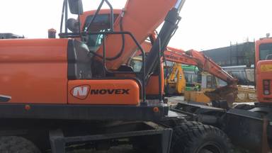 DOOSAN/DEVELON DX210W-7B