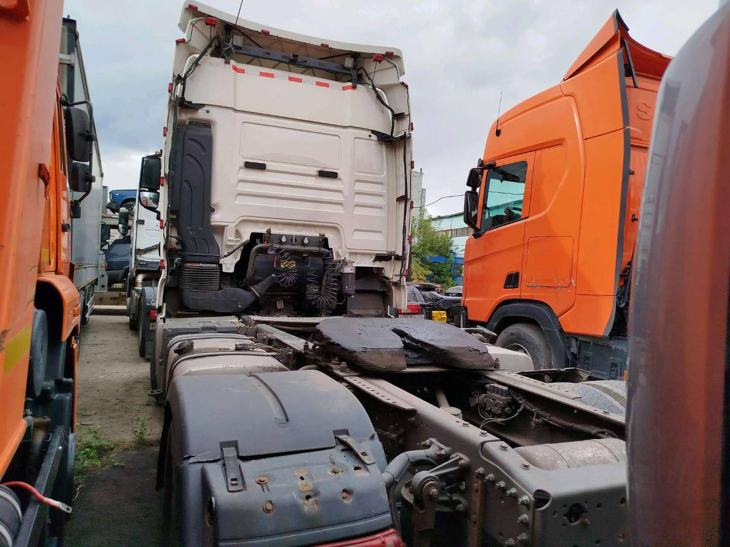 Sitrak C7H MAX ZZ4186V391HE,  604 926 км, 2023 года в лизинг