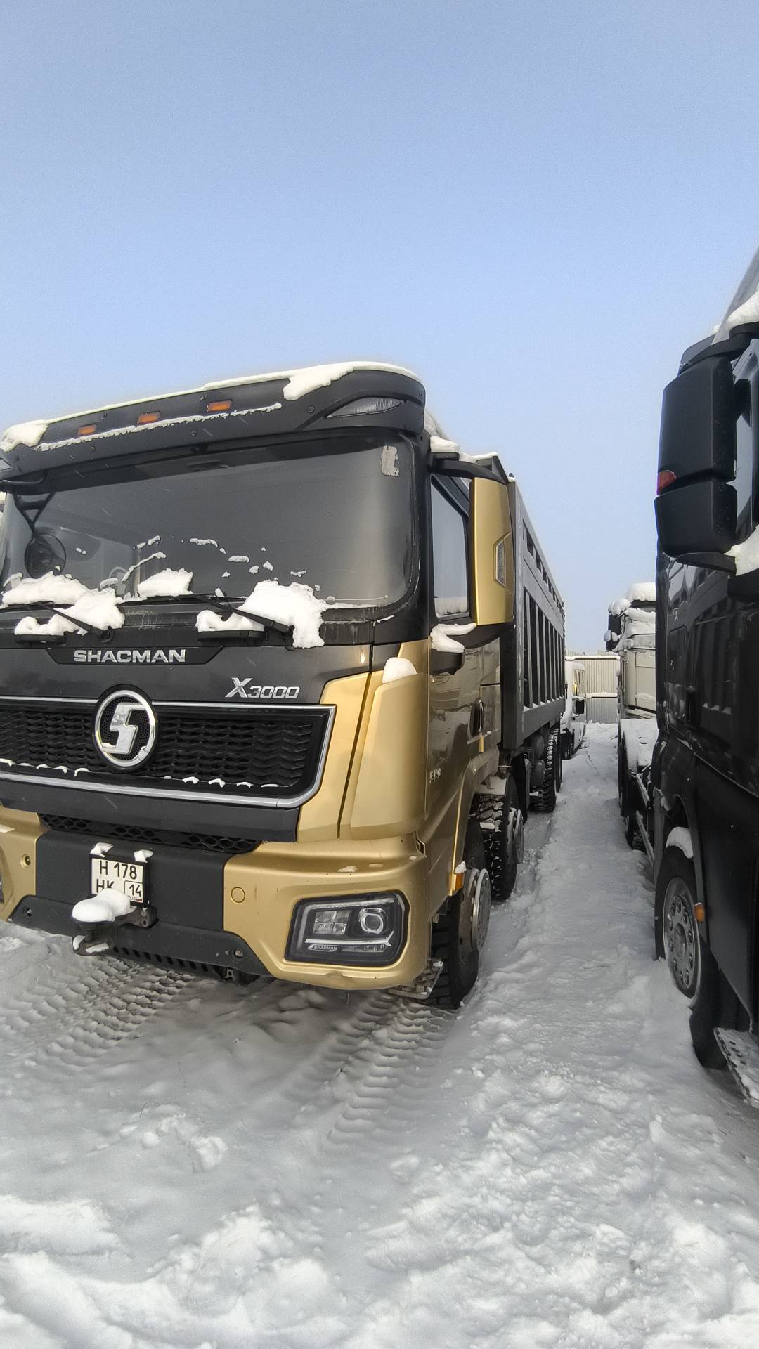 Shacman SX331863366,  118 250 км, 2023 года в лизинг