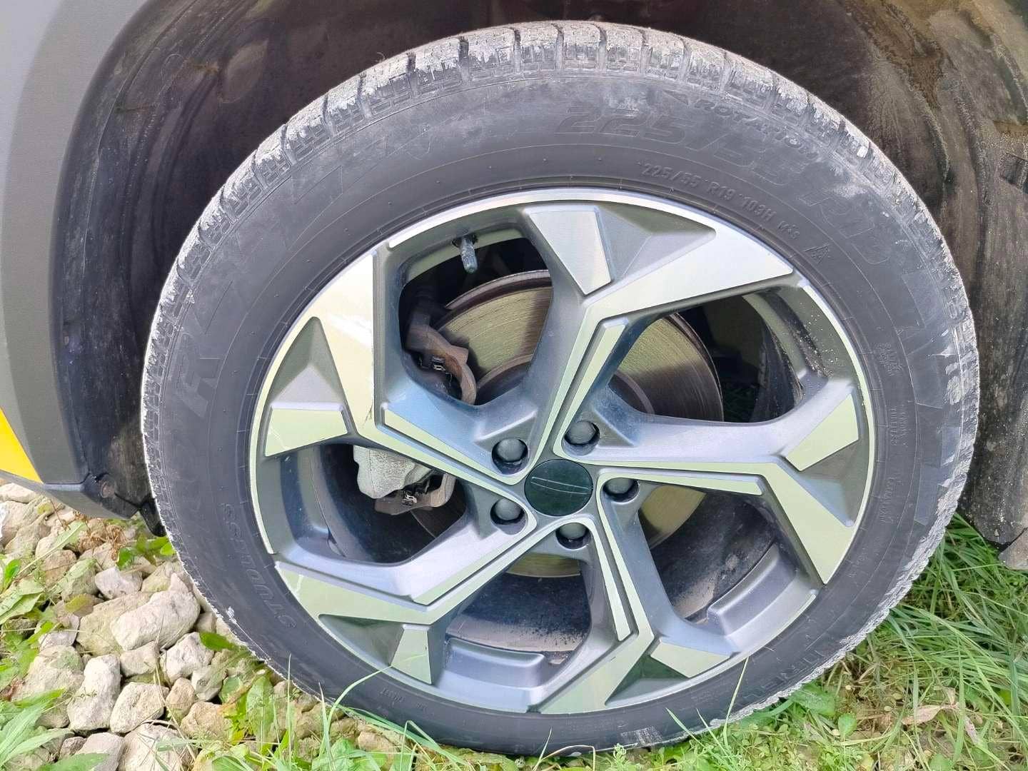 Geely Atlas,  134 377 км, 2024 года в лизинг