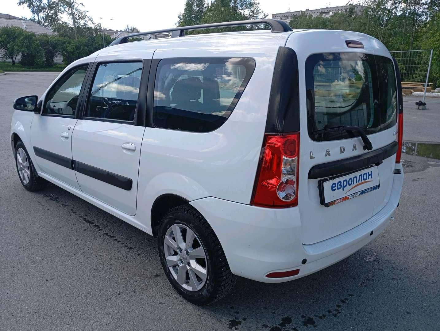 Lada Largus универсал,  30 644 км, 2025 года в лизинг