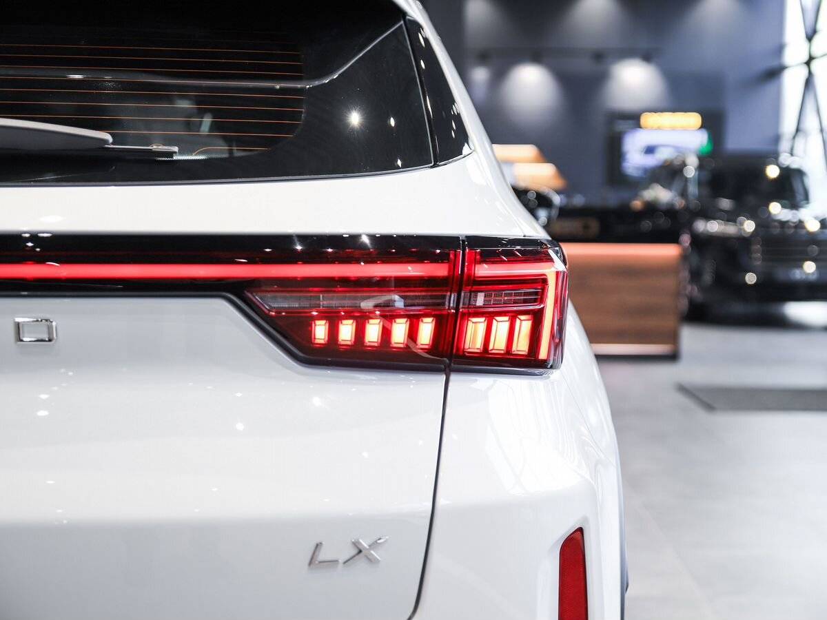 EXEED LX 1.6T 7DCT FWD Urban FL