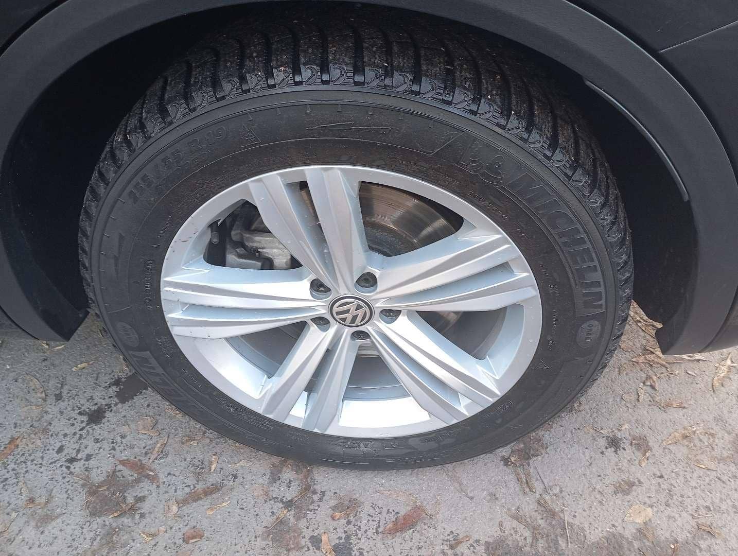Volkswagen Touareg,  271 484 км, 2018 года в лизинг