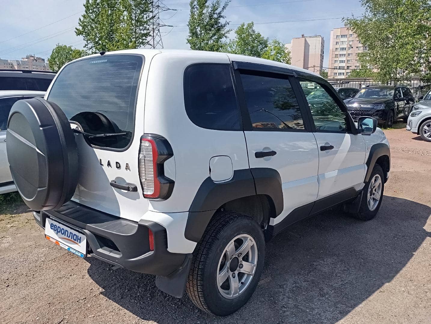 Lada Niva Travel,  61 200 км, 2023 года в лизинг