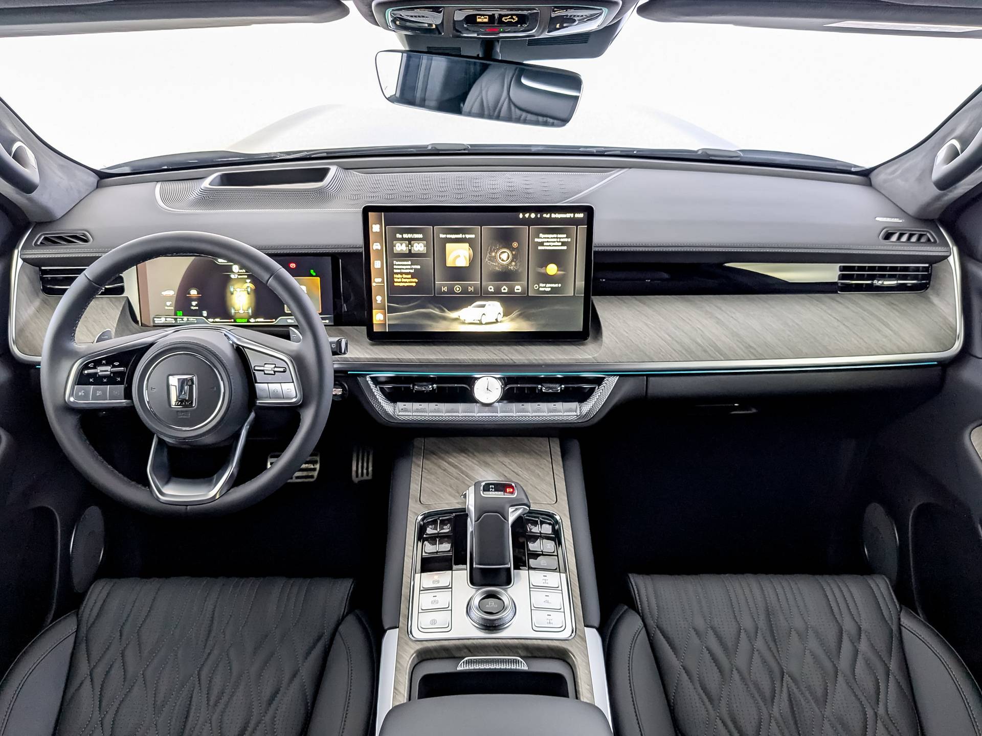 Tank 500 BLACKTRAIL  3.0 9AT 4WD