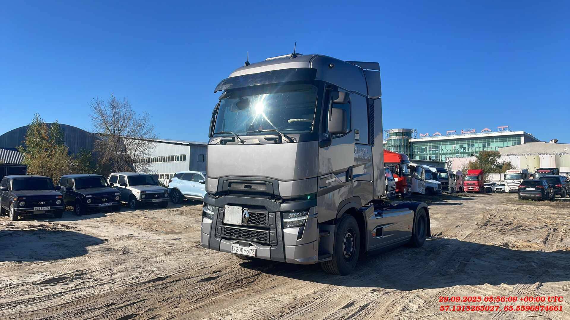 Renault T 520 4x2 (High Sleeper Cab)